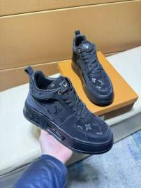 Picture of Louis Vuitton Shoes _SKULVsz38-44hnq010713365
